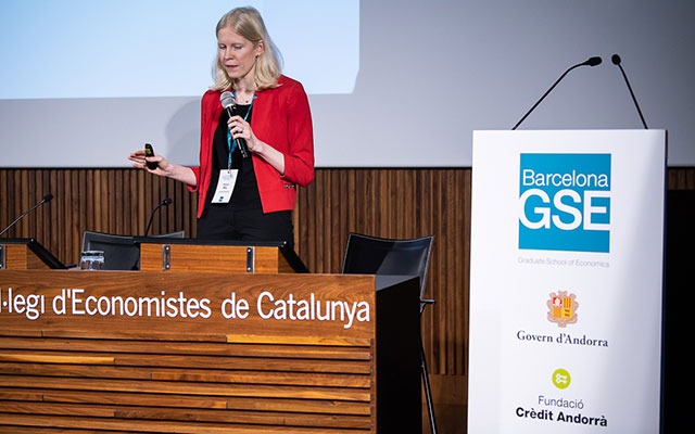 Calvó-Armengol International Prize Melissa Dell delivers the Calvó Prize Lecture