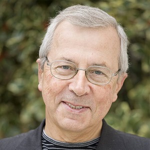 Vicente Ortún faculty